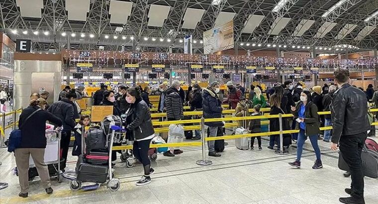 Рекордное число пассажиров в аэропорту Стамбула