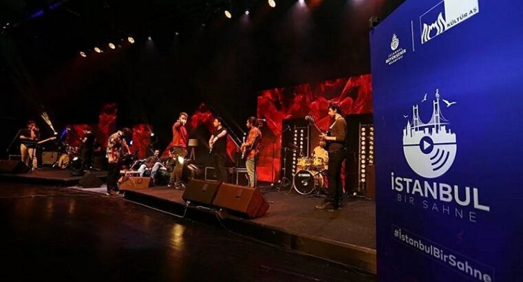 230 спектаклей будет показано бесплатно под открытым небом