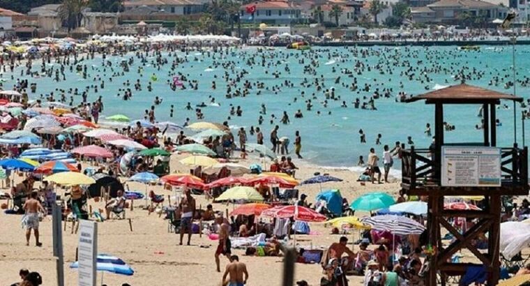 В провинциях, принимающих туристов, наблюдается серьезный рост случаев заболевания Ковид-19