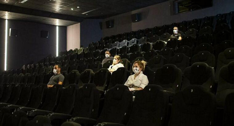 Кинематографисты готовятся принять меры по отмене требований ПЦР и вакцинации