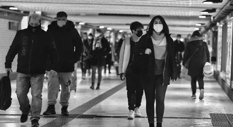 Тревога нового варианта коронавируса в Англии