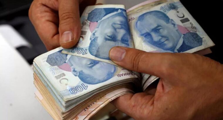 Начинается критический период в отношении минимальной заработной платы