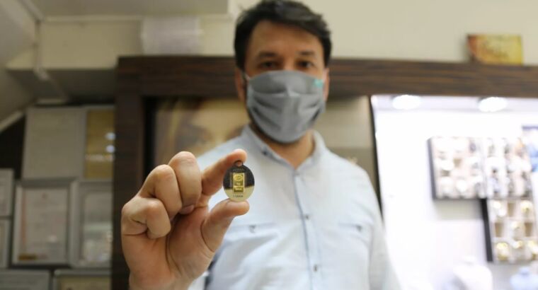 Грамм золота превысил 1000 лир