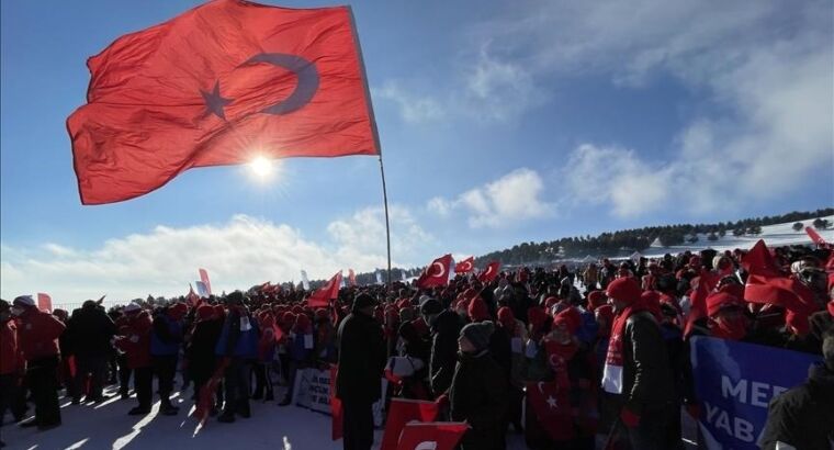 На востоке Турции прошло шествие по случаю 107-й годовщины битвы при Сарыкамыше