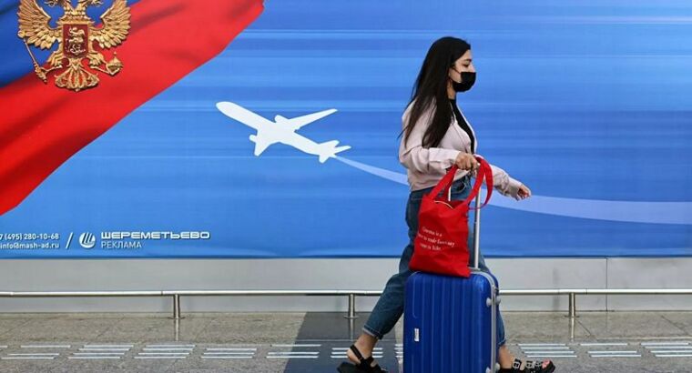 Туроператоры рассказали, что делать купившим путевки путешественникам