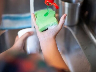 Почему мужчины предпочитают не видеть гору грязной посуды в раковине