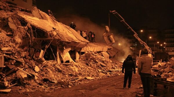 Число погибших при землетрясении в Турции растёт