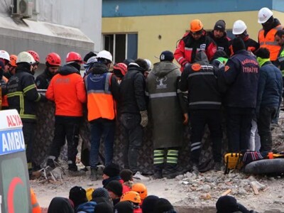 Ка надо помогать при землетрясении?