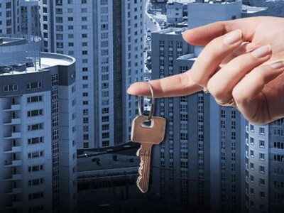 Пока кто-то пытается помочь, некоторые пользуются ситуацией