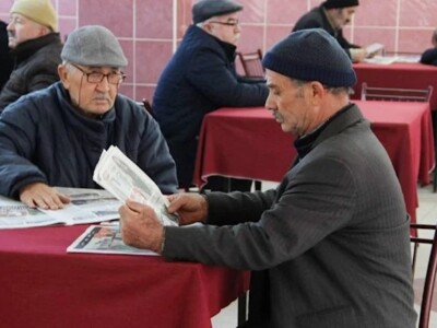 Зарплата государственных служащих опять растаяла
