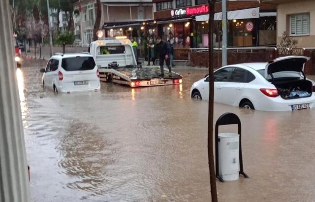За полчаса улицы этого округа полностью затопило