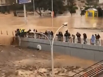 В результате наводнения в Турции погибли 14 человек, еще 5 пропали без вести