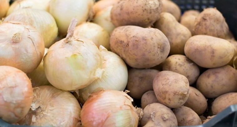 После лука очередь перешла на картошку