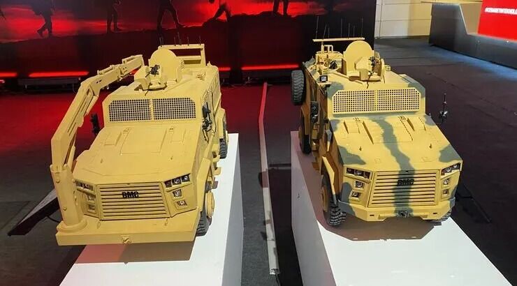 В Ускюдаре проходит выставка с макетами моделей турецкой оборонной промышленности