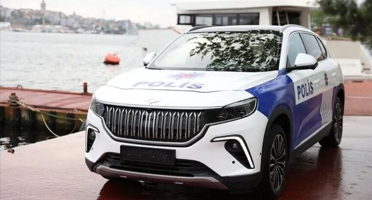 Управлению полиции Стамбула передан электромобиль марки Togg