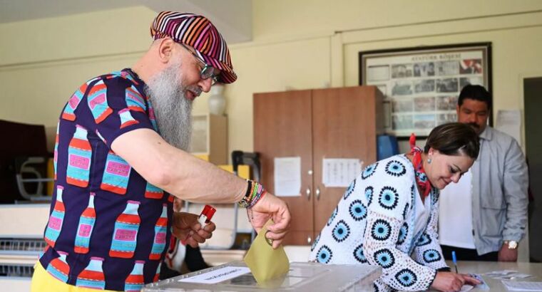 “Овца и попугай”. Как в Турции проходит второй тур президентских выборов