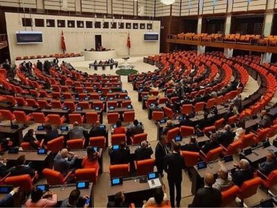 Было объявлено количество мест партий в парламенте