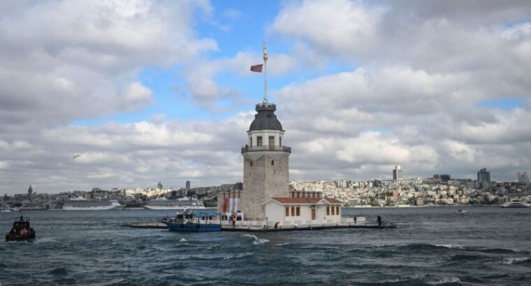 А Девичья Башня стала известной всему миру из этих кинокартин