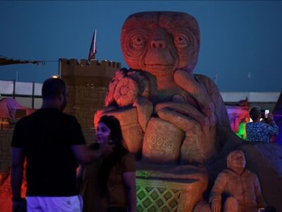 В Анталье проходит 18-й Международный фестиваль песчаных скульптур