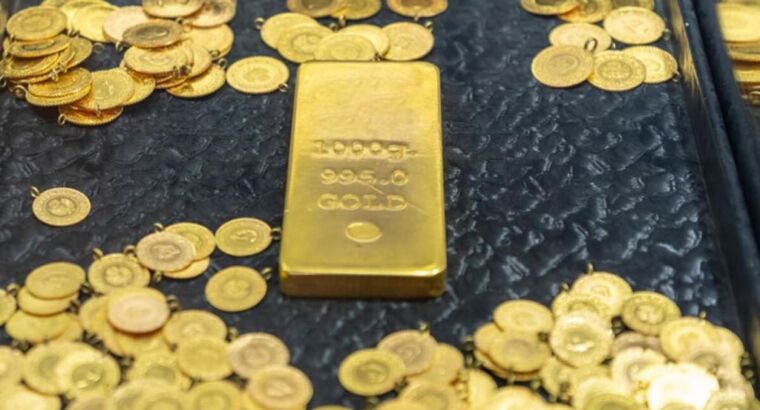 Цена на золото бьет новые рекорды