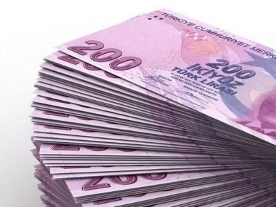 А банкнот в 200 лир уже используется все больше