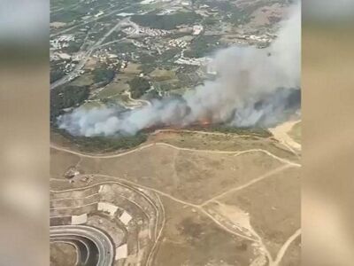Крупный лесной пожар возник в районе турецкого Измира