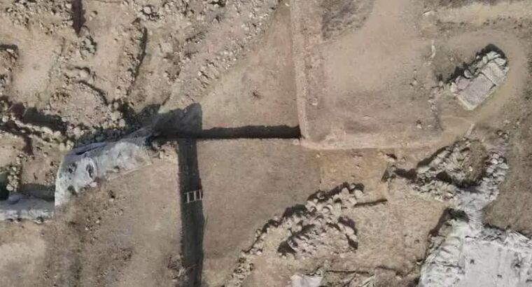 В Измире обнаружен водный канал возрастом 8 тыс. 200 лет