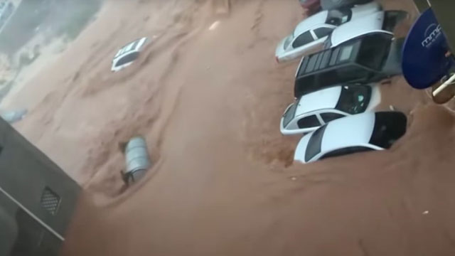 Ураган в Ливии снес все на своем пути