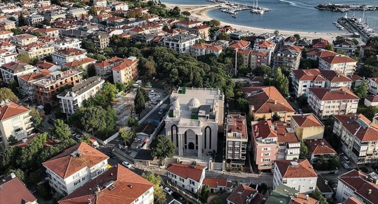 Первая в Турецкой Республике церковь готовится принять прихожан