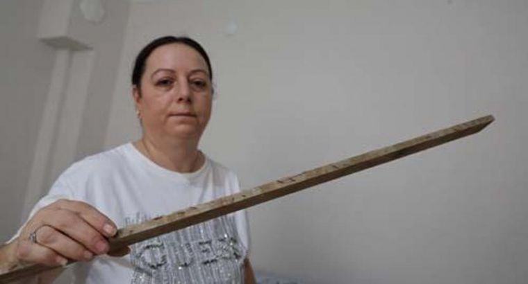 Ужас в Измире: хозяева дома напали на арендаторов с гвоздями на палках
