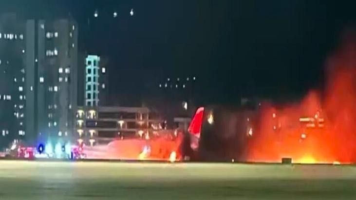 Вчера в аэропорту Антальи самолет загорелся при посадке