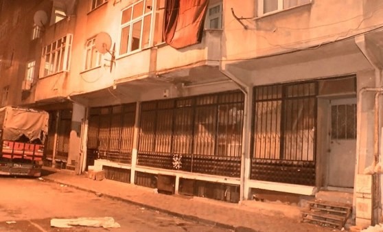 Паника в Стамбуле: Звуки из колонн 6-этажного здания, жильцов эвакуировали!