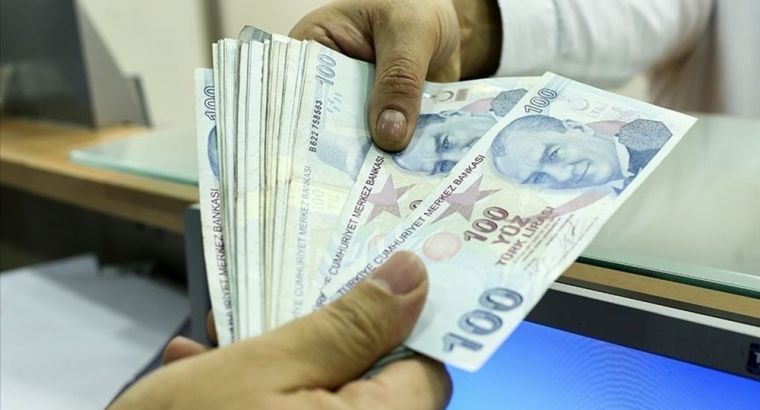 Как новая минимальная зарплата в 2025 году повлияет на выплаты и пособия?