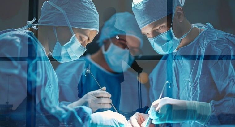 Отток врачей из Турции: за 2024 год уехали 2 692 специалиста
