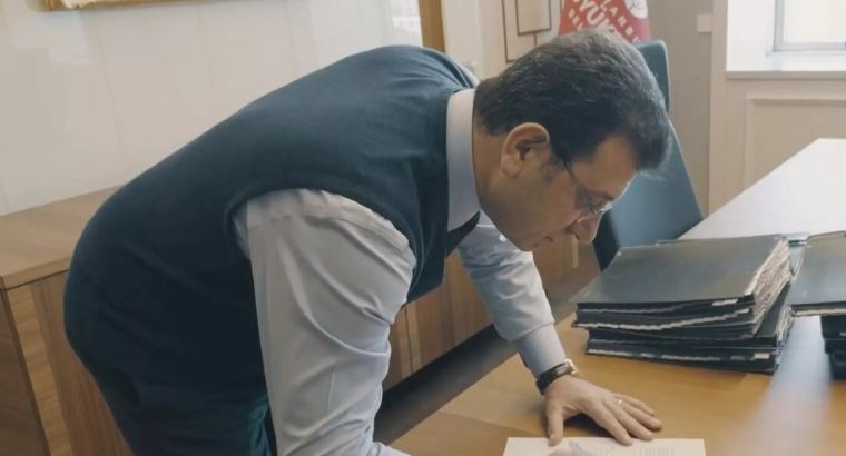 Экрем Имамоглу подал заявку на участие в праймериз CHP как кандидат в президенты