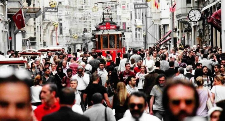 Жизнь в Стамбуле подорожала на 56% за год: расходы превысили 3,5 минимальных зарплаты