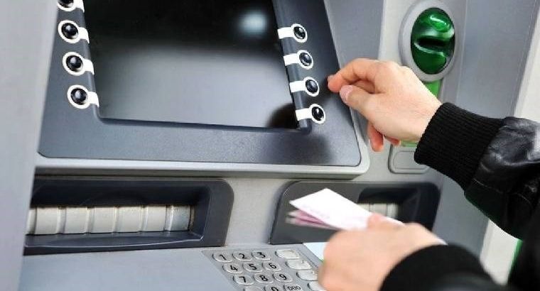 Изменения в системе работы банкоматов: без распознавания лица снять деньги будет невозможно