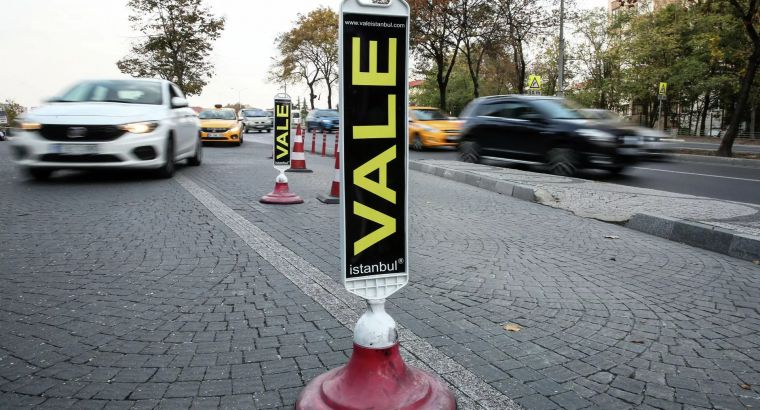В Стамбуле выросли цены на услуги парковщиков