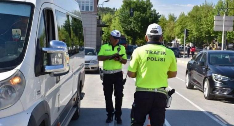 В Турции за неделю оштрафовали более 528 тысяч водителей