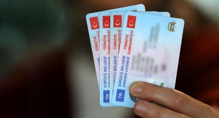 Владельцам прав категории B разрешили ездить на мотоциклах: ограничение снято