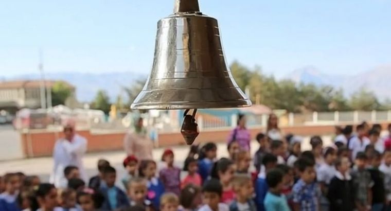 Губернатор Стамбула: наши школы не получили повреждений в результате землетрясения