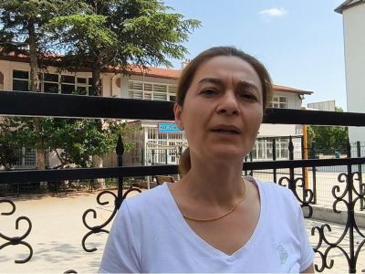 Скандал в Конье: девочку не приняли в школу из-за отсутствия платка