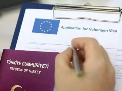 Очереди за визой: 50 тысяч студентов не смогли уехать на учёбу