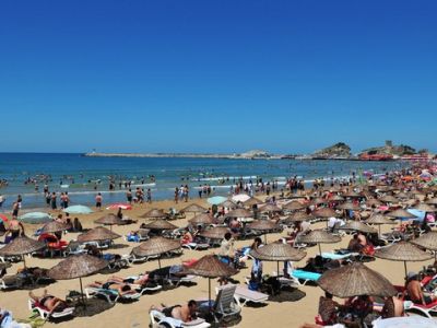 Где безопасно купаться? Минздрав Турции следит за качеством воды на пляжах