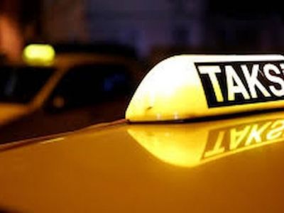 В такси оплачиваете картой? Важно знать: комиссия — незаконна