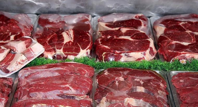В Стамбуле заморозили цены на красное мясо и сливочное масло до конца года