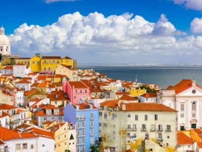 Туркам с доходом от 43 тыс. лир откроется путь к ВНЖ в ЕС