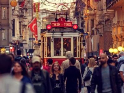 Стоимость жизни в Стамбуле превысила 100 тысяч лир
