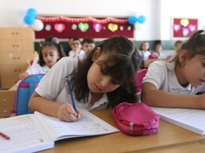 Решение MEB по поводу отмены каникул вызвало споры среди родителей