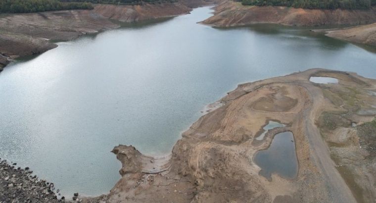 В городе Ялова вводят ночные отключения воды из-за критического падения уровня в Гёкче